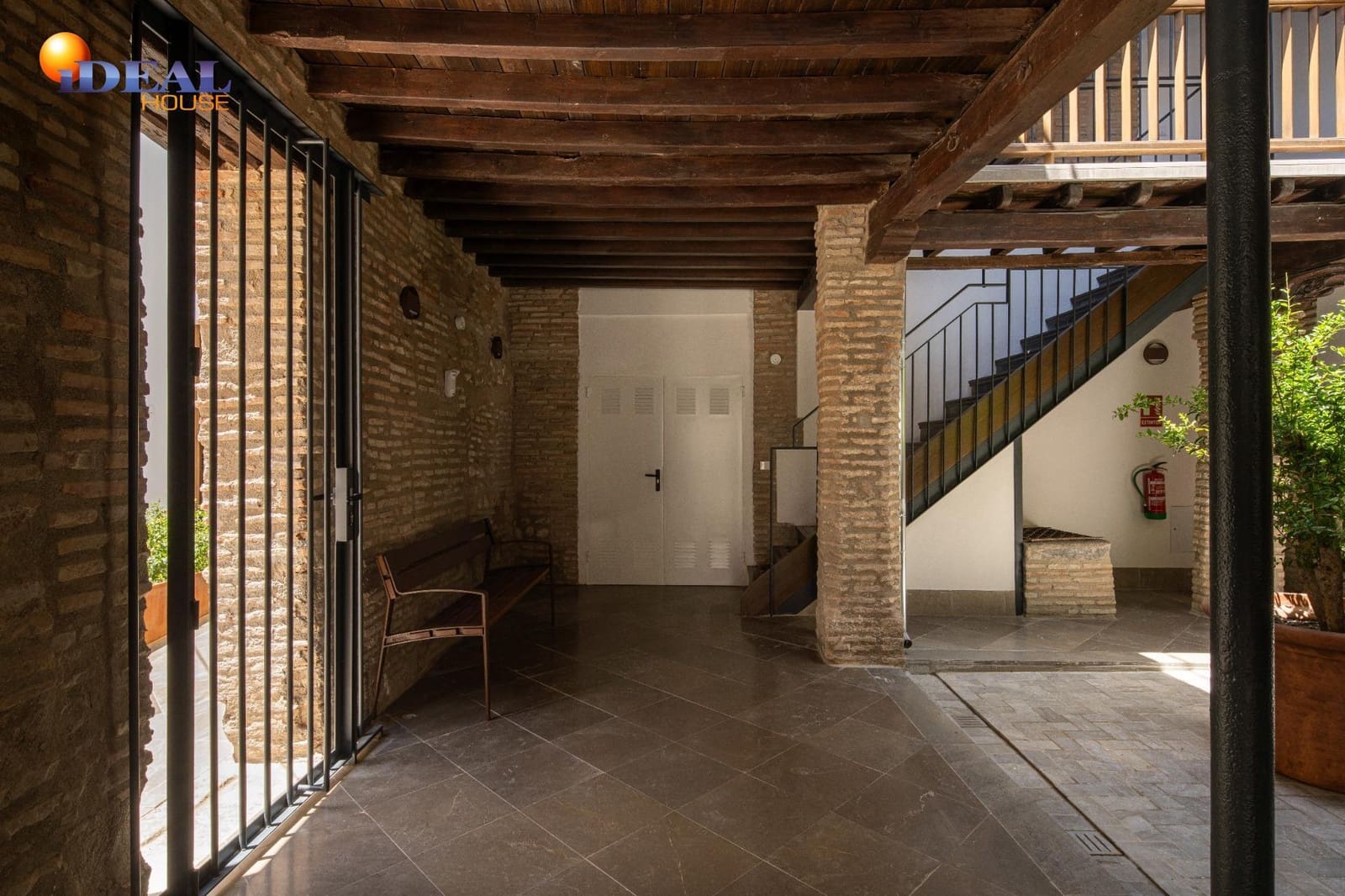 3 bedroom Apartment for sale in Granada city - € 650,000 (Ref: 9434225)