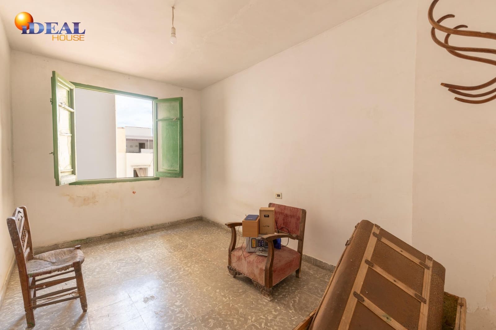 4 bedroom Terraced Villa for sale in Polopos - € 90,000 (Ref: 9434226)