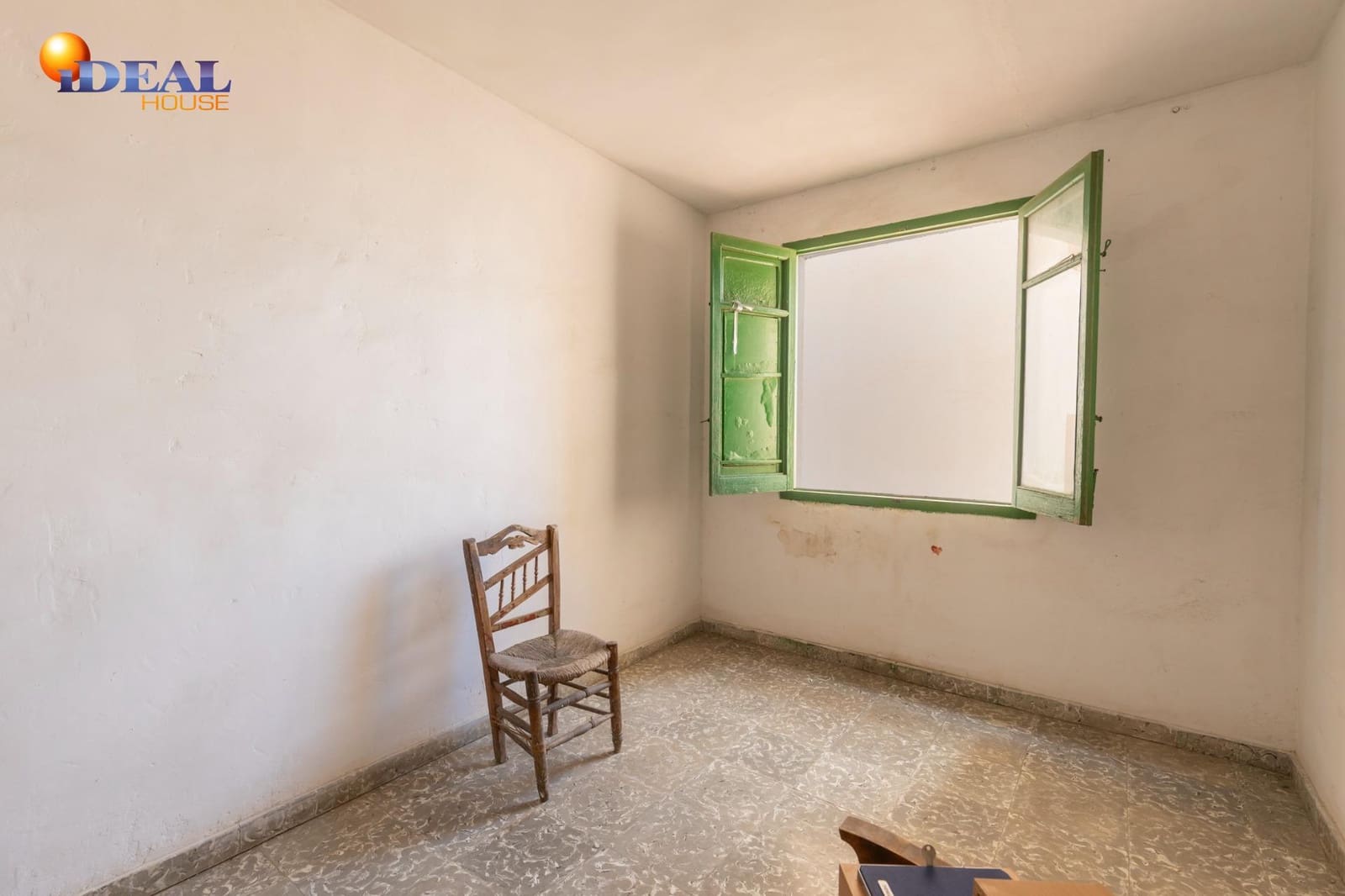 4 bedroom Terraced Villa for sale in Polopos - € 90,000 (Ref: 9434226)