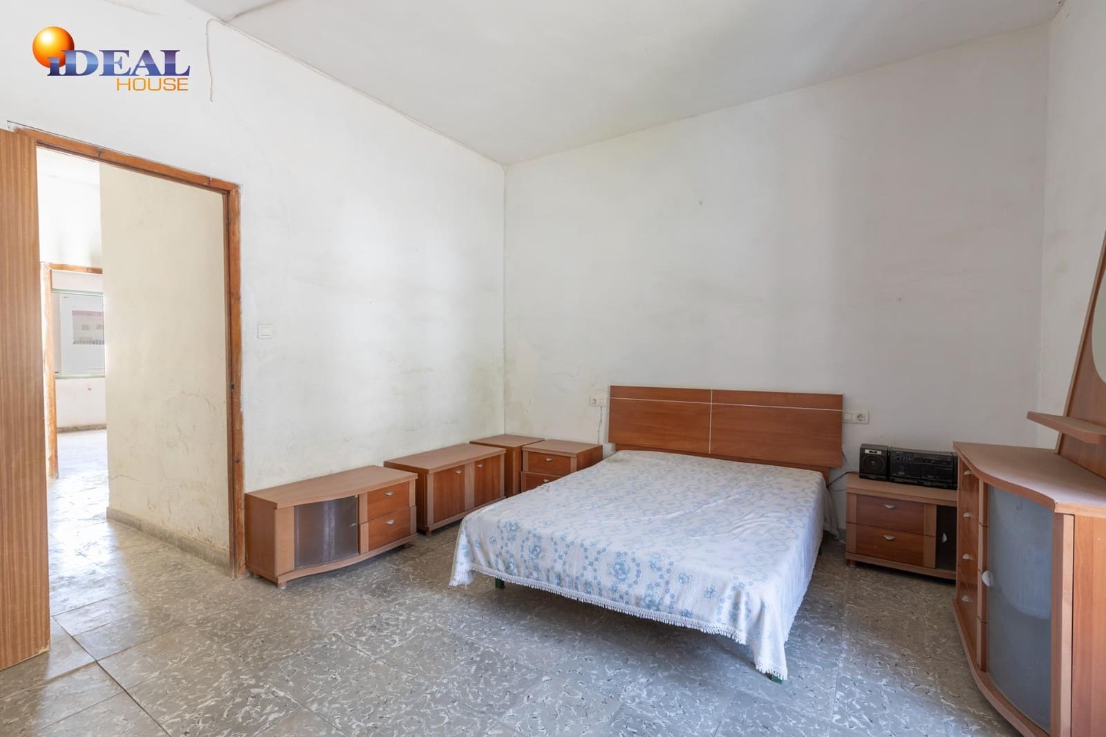 4 bedroom Terraced Villa for sale in Polopos - € 90,000 (Ref: 9434226)