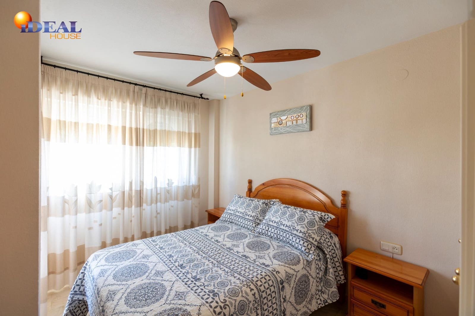 3 soverom Rekkehus til salgs i Almunecar med svømmebasseng garasje - € 274 900 (Ref: 9434227)