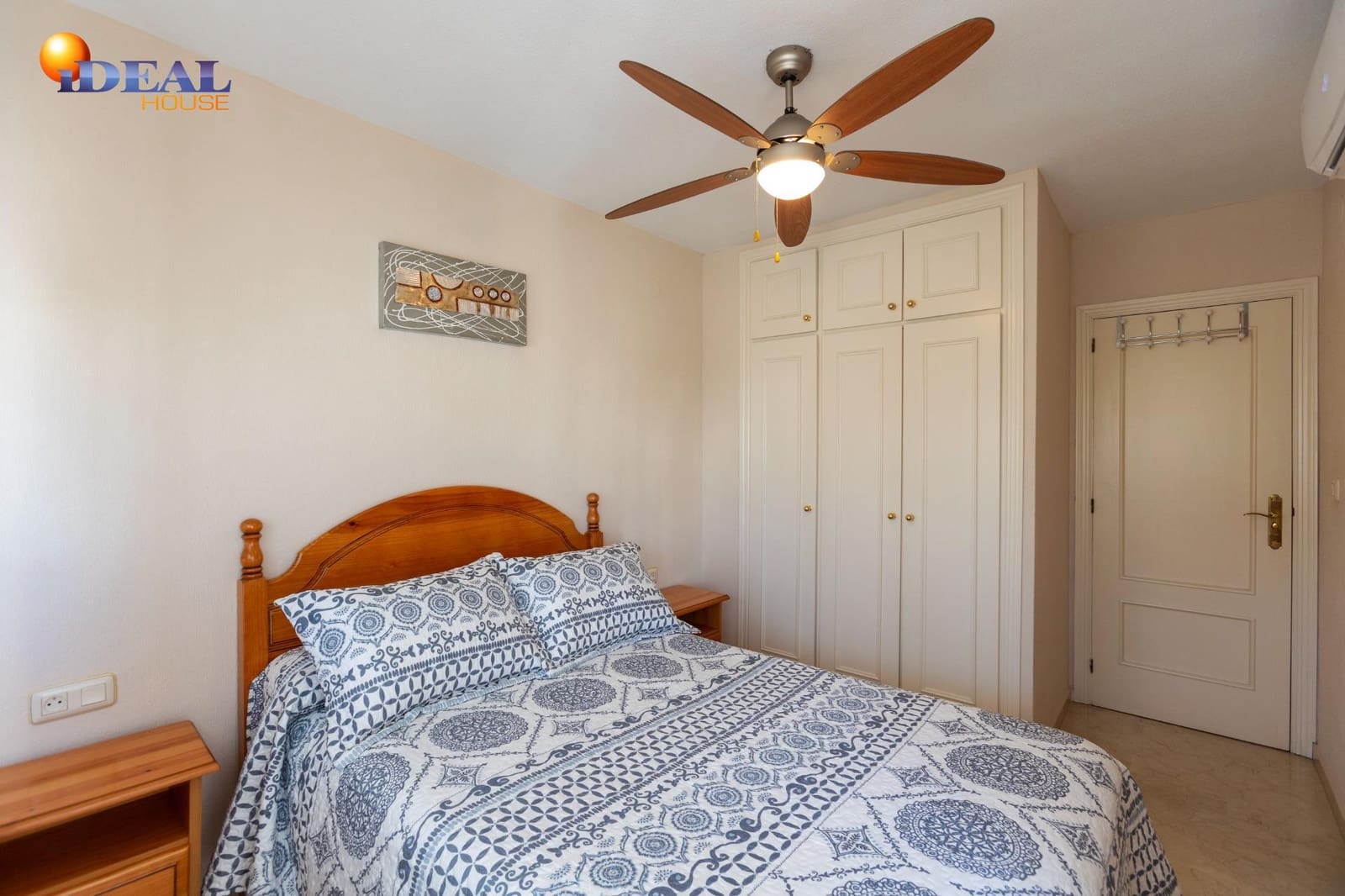 3 soverom Rekkehus til salgs i Almunecar med svømmebasseng garasje - € 274 900 (Ref: 9434227)