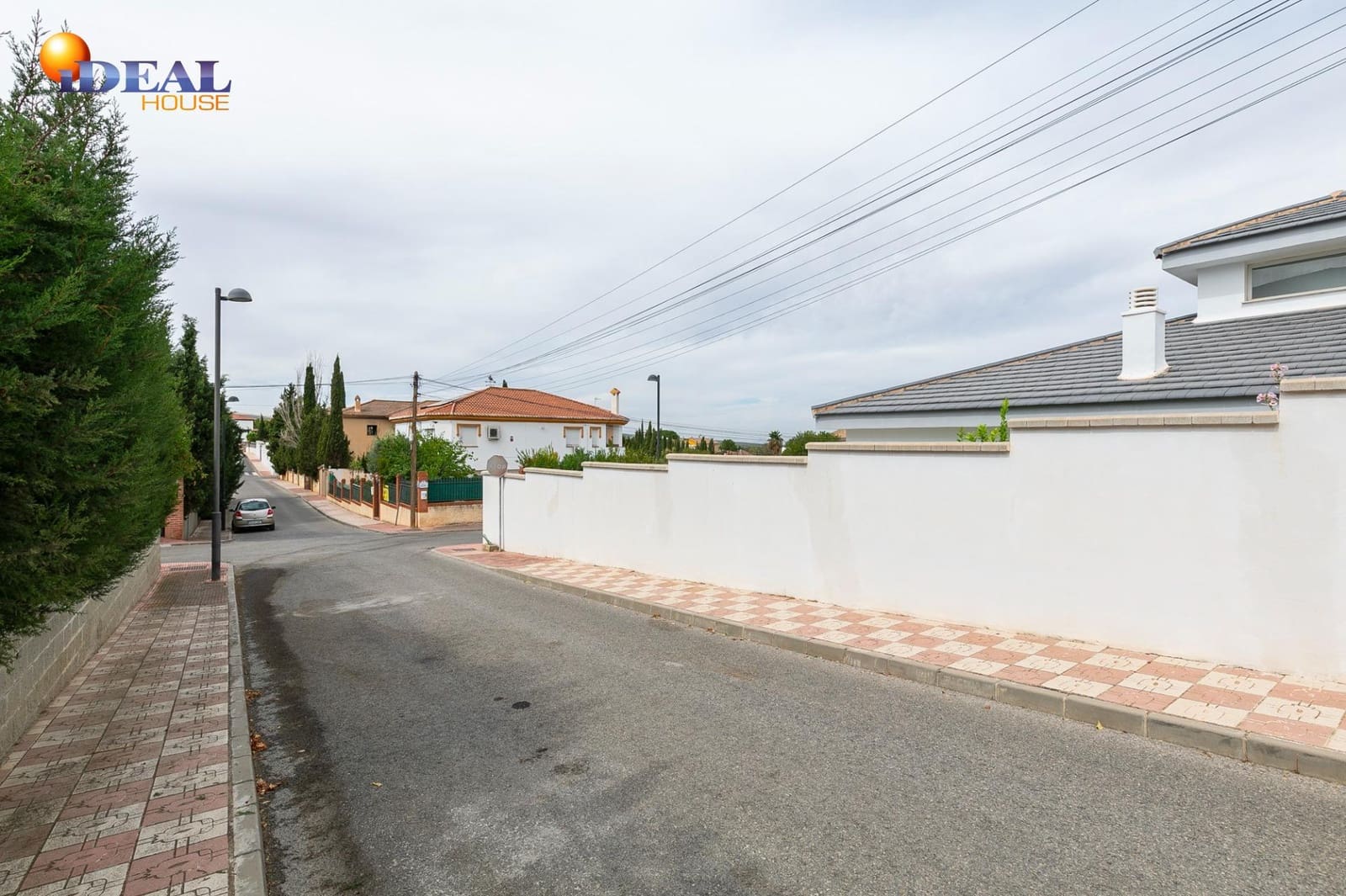 3 makuuhuone Huvila myytävänä paikassa Cullar Vega mukana uima-altaan 
autotalli - 610 000 € (Ref: 9434230)