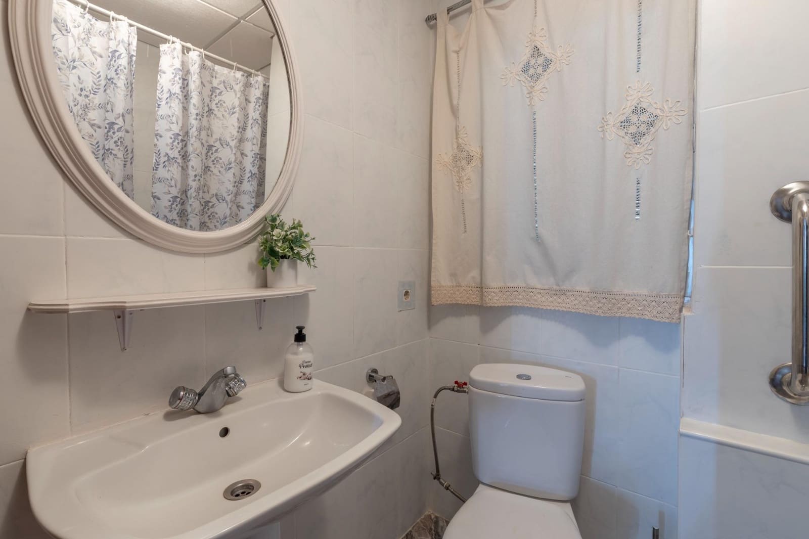 4 bedroom Finca/Country House for sale in Cogollos Vega with pool - € 199,000 (Ref: 9434233)