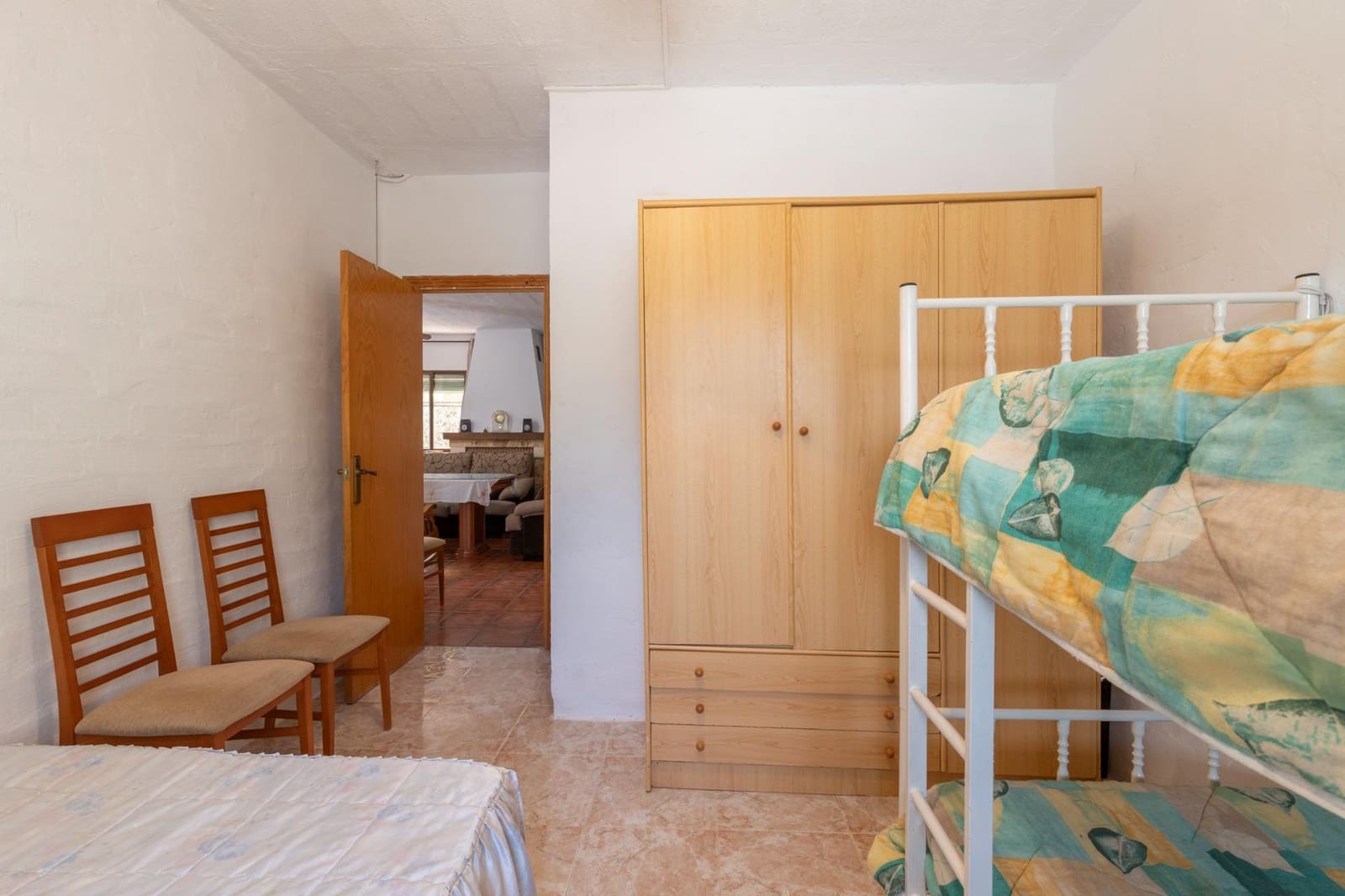 4 bedroom Finca/Country House for sale in Cogollos Vega with pool - € 199,000 (Ref: 9434233)