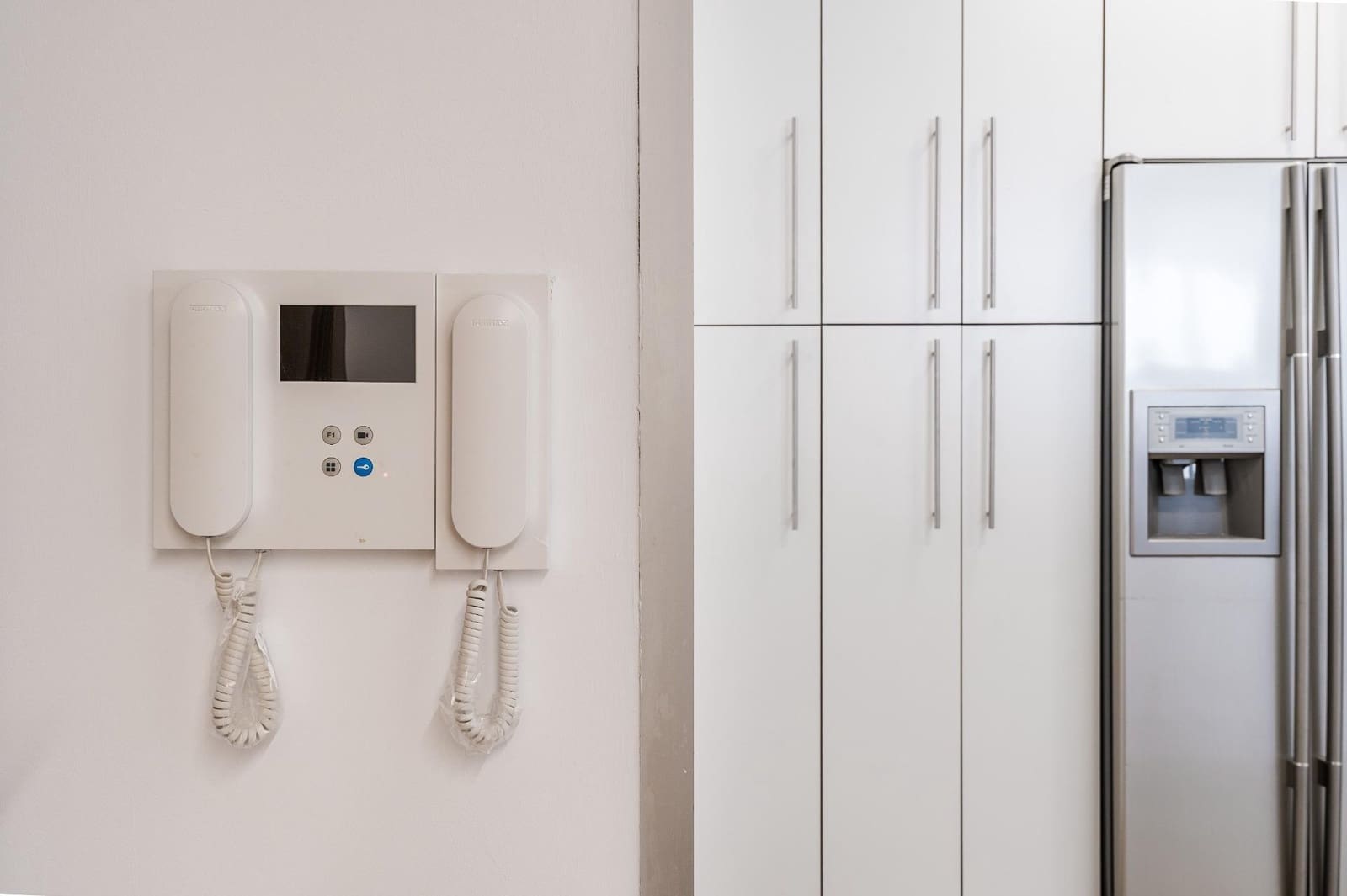 4 bedroom Flat for sale in Granada city with garage - € 649,000 (Ref: 9434234)