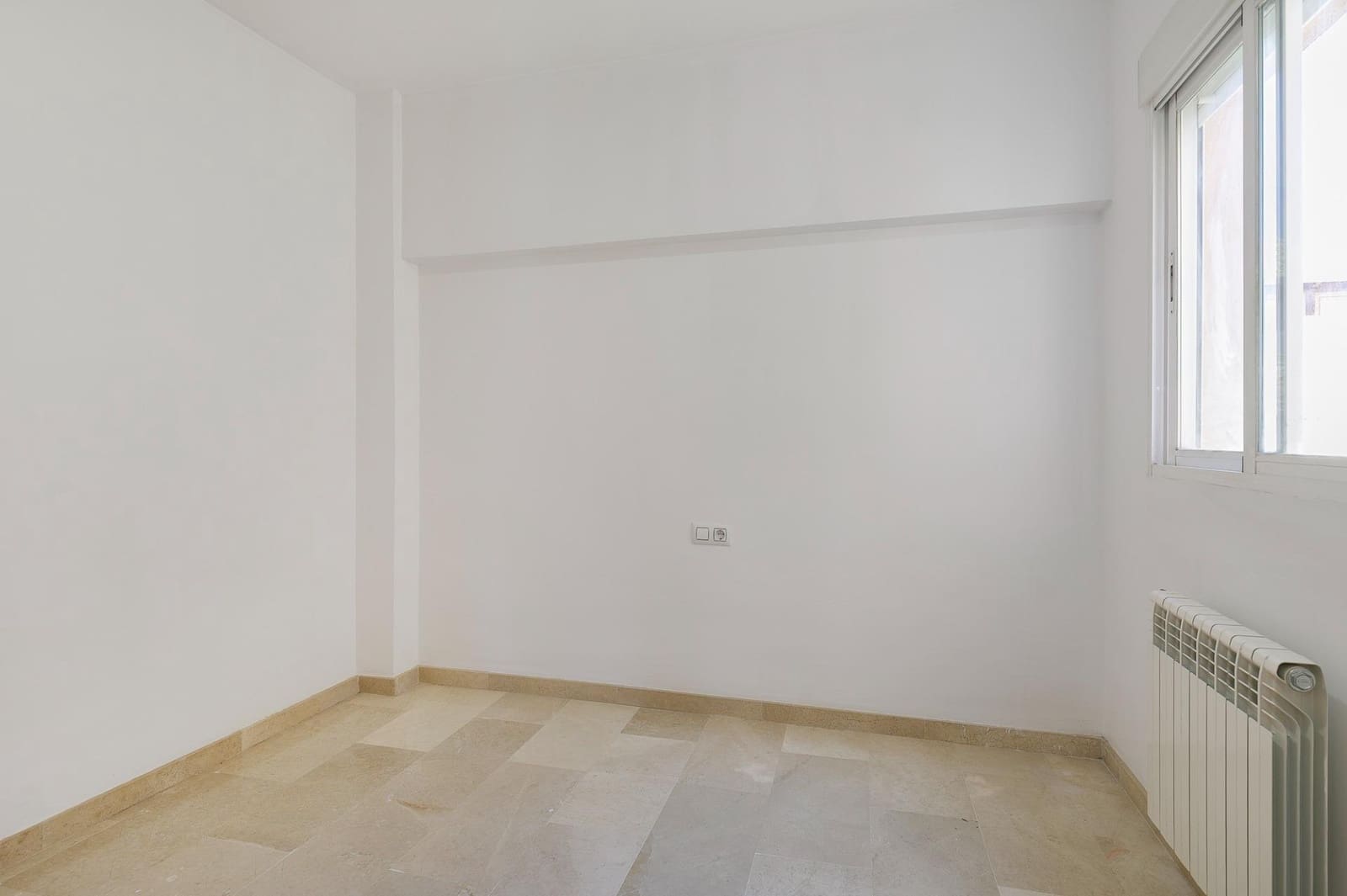 6 sypialnia Dom szeregowy na sprzedaż w Ogijares z garażem - 286 000 € (Ref: 9434236)