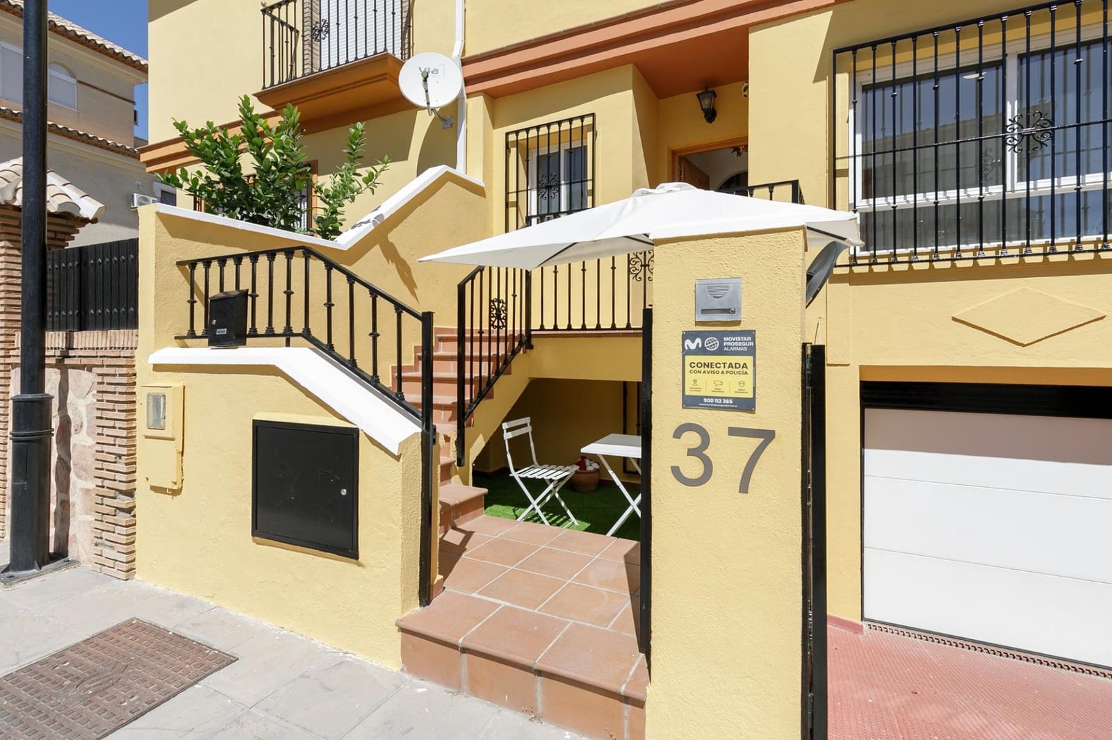 6 sypialnia Dom szeregowy na sprzedaż w Ogijares z garażem - 286 000 € (Ref: 9434236)