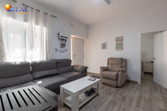 3 quarto Casa em Banda para venda em Zafarraya com garagem - 135 000 € (Ref: 9434237)