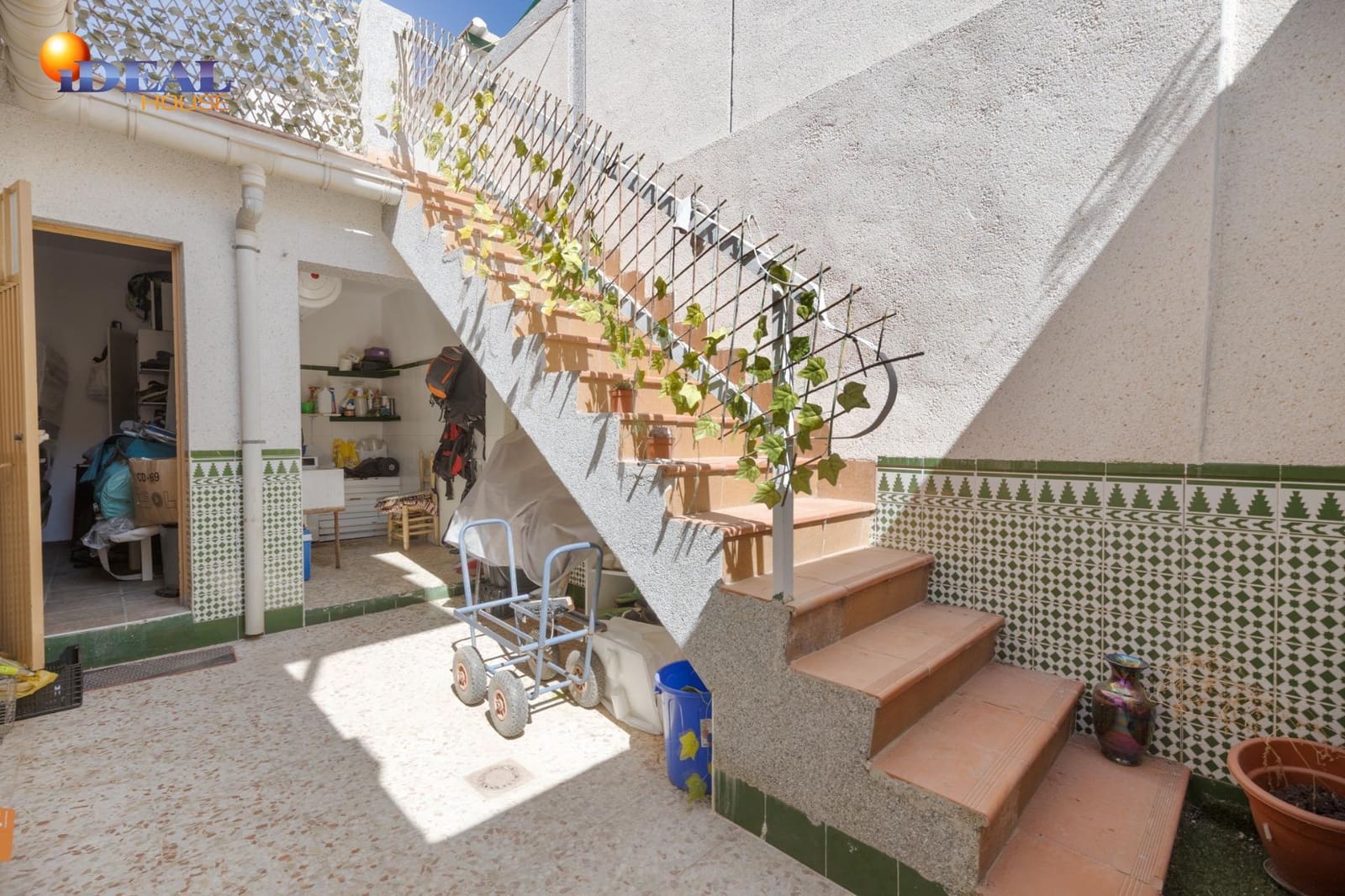 3 quarto Casa em Banda para venda em Zafarraya com garagem - 135 000 € (Ref: 9434237)