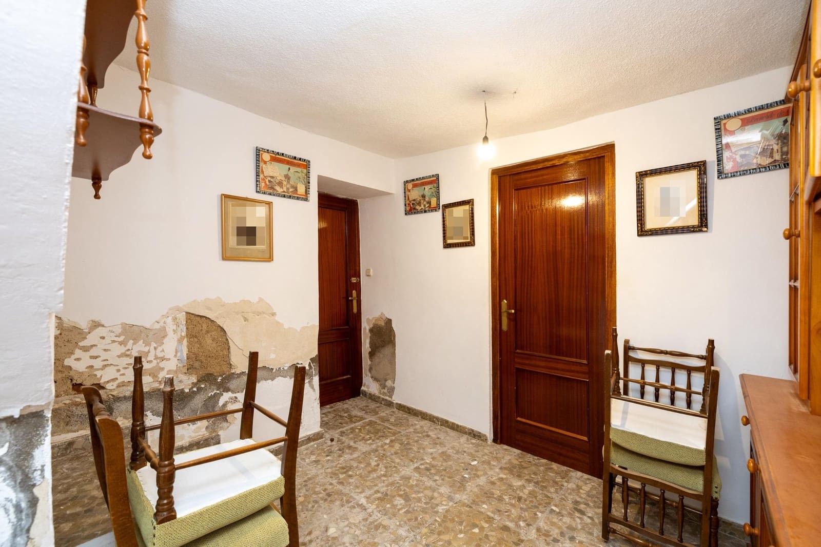 8 bedroom Townhouse for sale in La Malaha with garage - € 125,000 (Ref: 9434238)