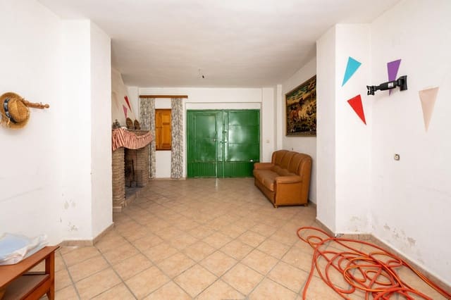 8 soveværelse Byhus til salg i La Malahá med garage - € 125.000 (Ref: 9434238)