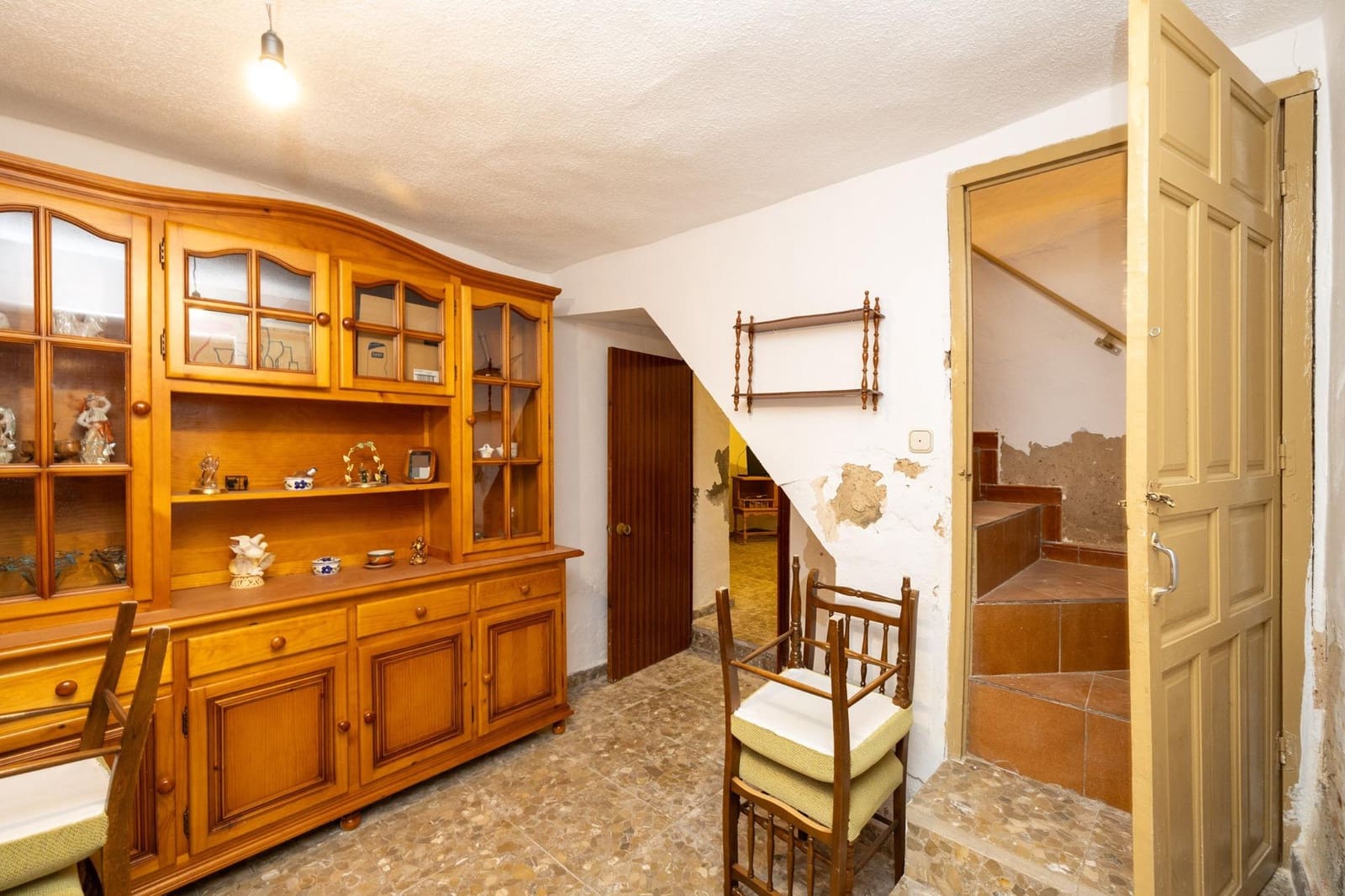 8 bedroom Townhouse for sale in La Malaha with garage - € 125,000 (Ref: 9434238)