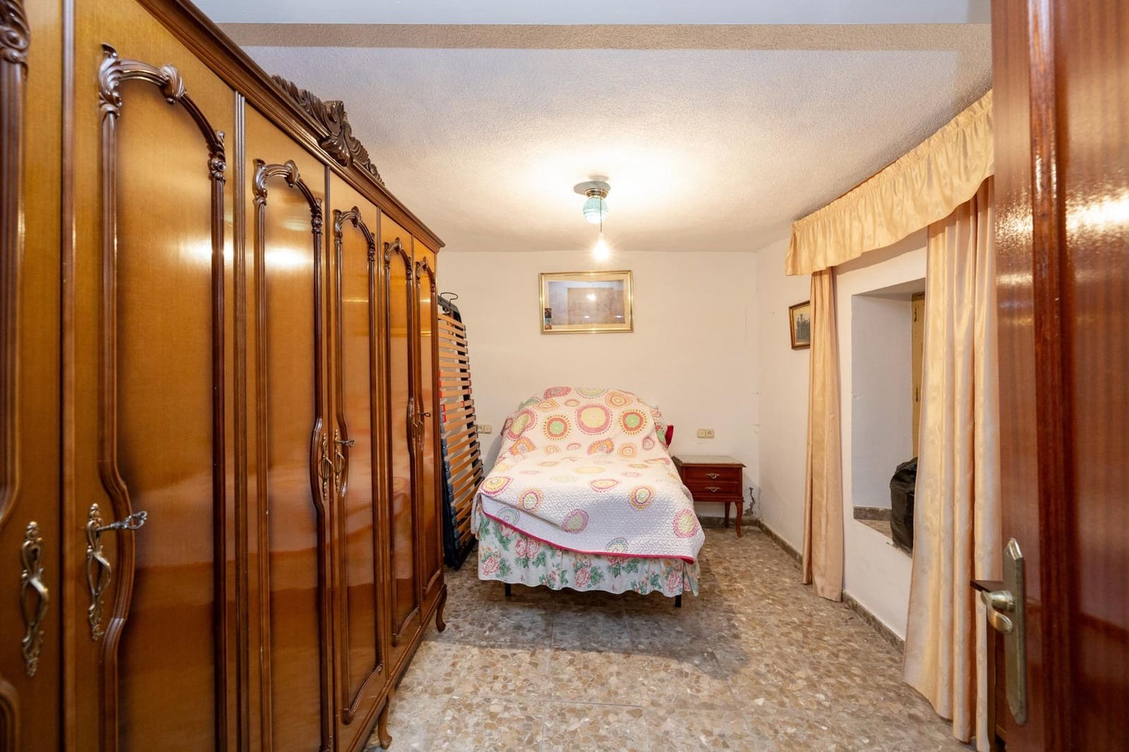 8 bedroom Townhouse for sale in La Malaha with garage - € 125,000 (Ref: 9434238)