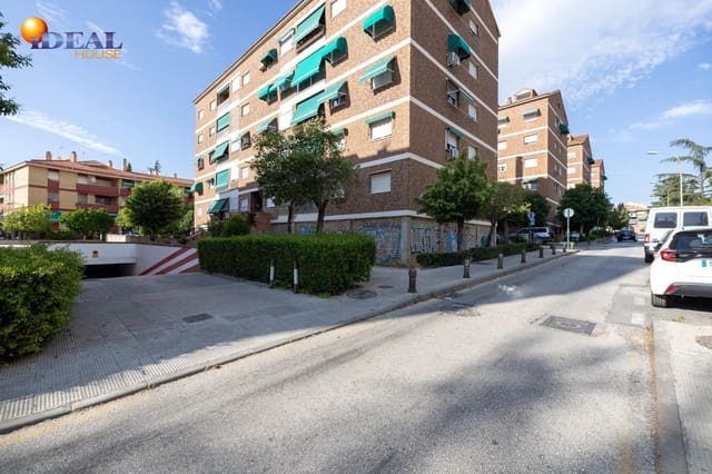 Garage for sale in San Francisco Javier, Granada city - € 21,000 (Ref: 9434239)