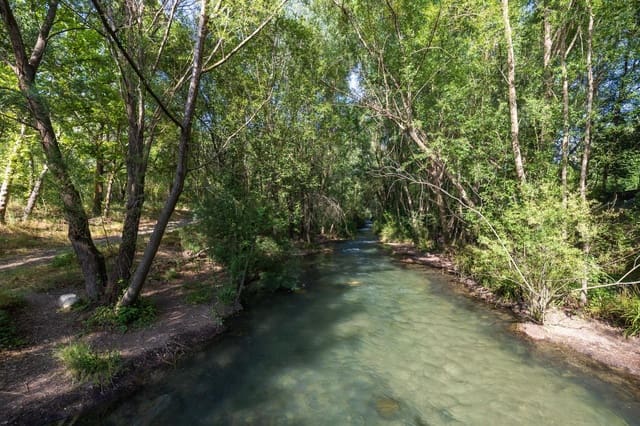 Grond te koop in Pinos Genil - € 138.000 (Ref: 9434240)