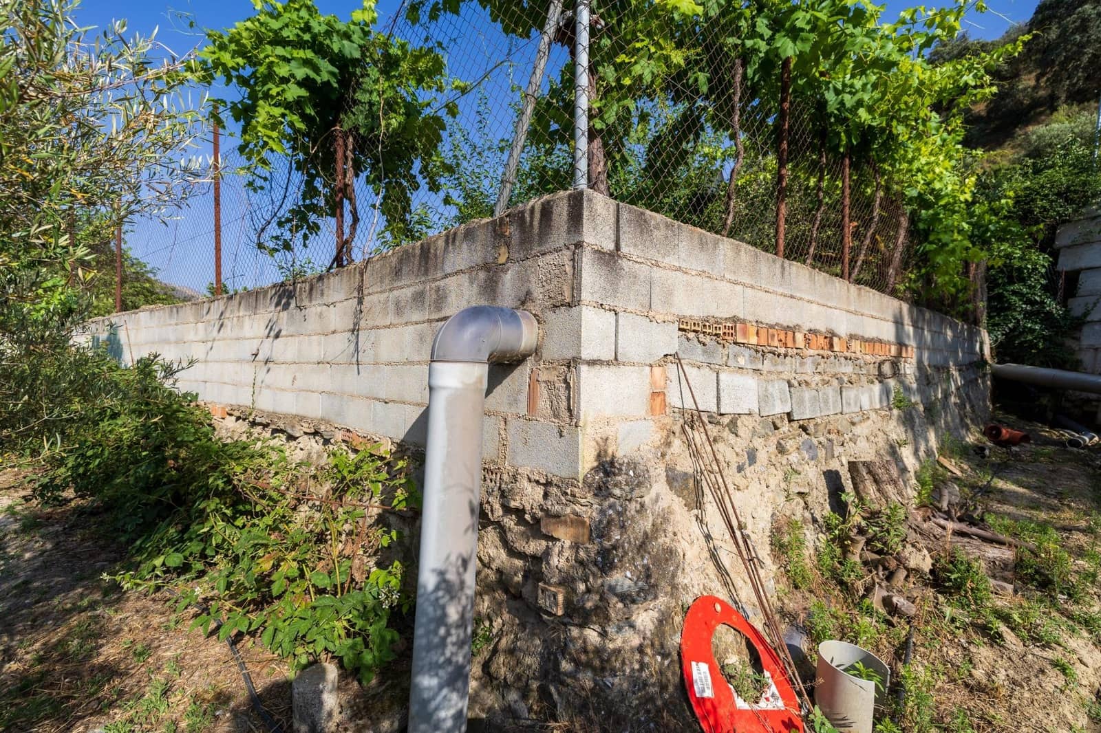 Grond te koop in Pinos Genil - € 138.000 (Ref: 9434240)