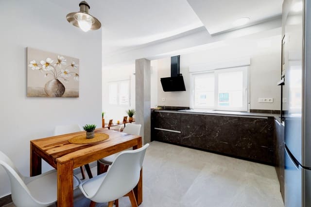 Piso de 3 habitaciones en Zaidin, Granada ciudad en venta - 219.900 € (Ref: 9434242)