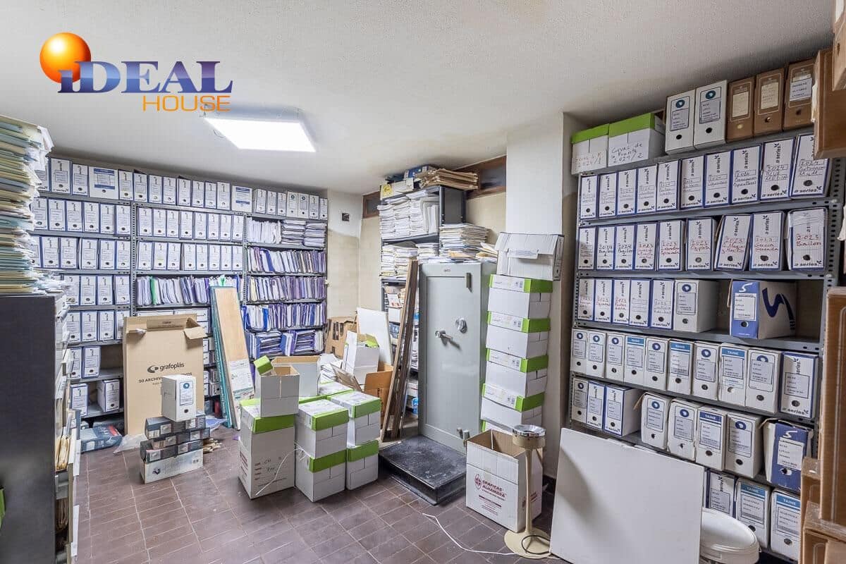 Toimisto myytävänä paikassa Granada kaupunki - 329 000 € (Ref: 9434247)