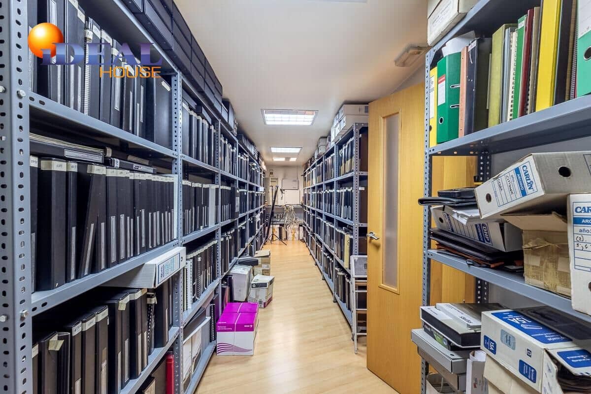 Comercial para venda em Granada cidade - 495 000 € (Ref: 9434248)