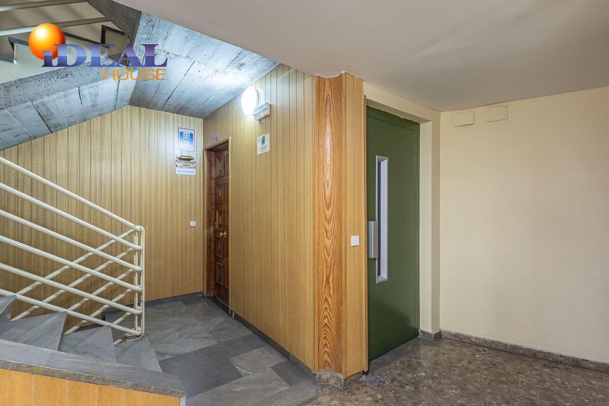 Comercial para venda em Granada cidade - 495 000 € (Ref: 9434248)