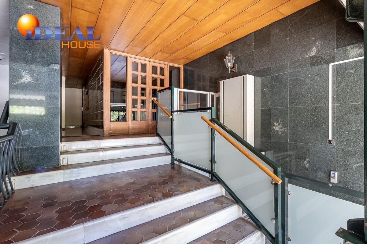 Comercial para venda em Granada cidade - 495 000 € (Ref: 9434248)