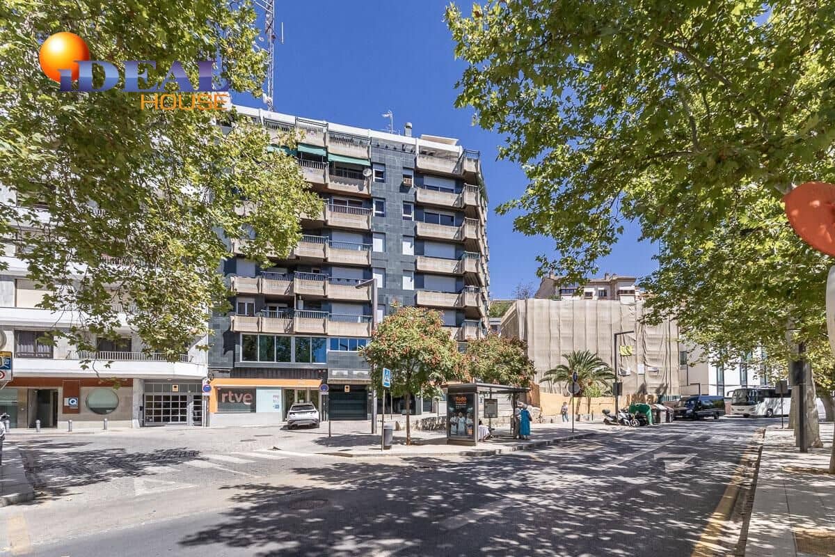 Comercial para venda em Granada cidade - 495 000 € (Ref: 9434248)