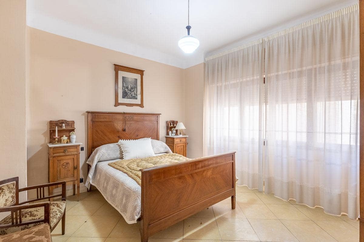 5 sovrum Lägenhet till salu i Granada stad - 548 000 € (Ref: 9434250)