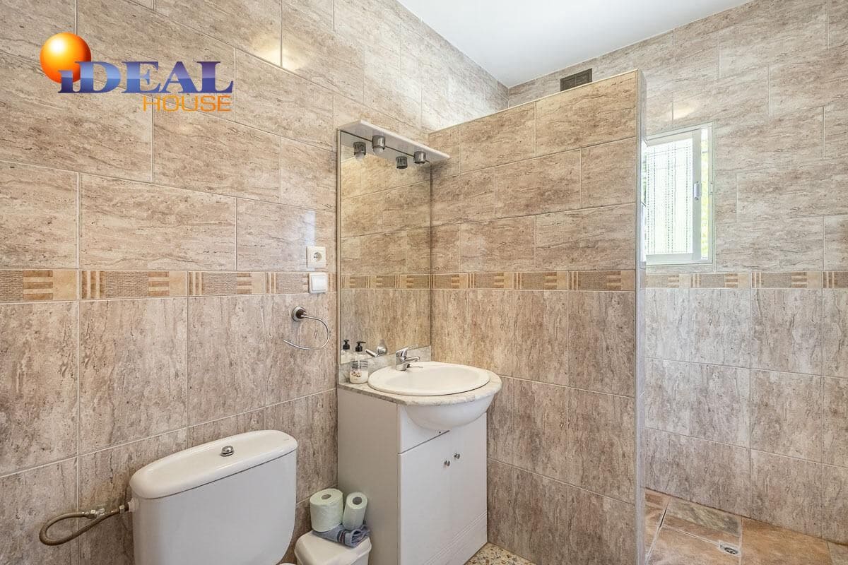 7 bedroom Villa for sale in Montefrio - € 350,000 (Ref: 9434252)