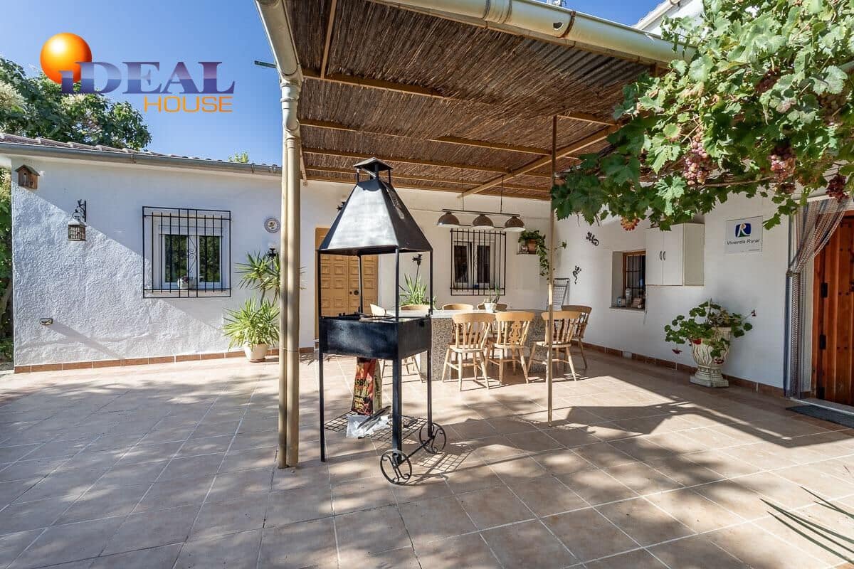 7 bedroom Villa for sale in Montefrio - € 350,000 (Ref: 9434252)