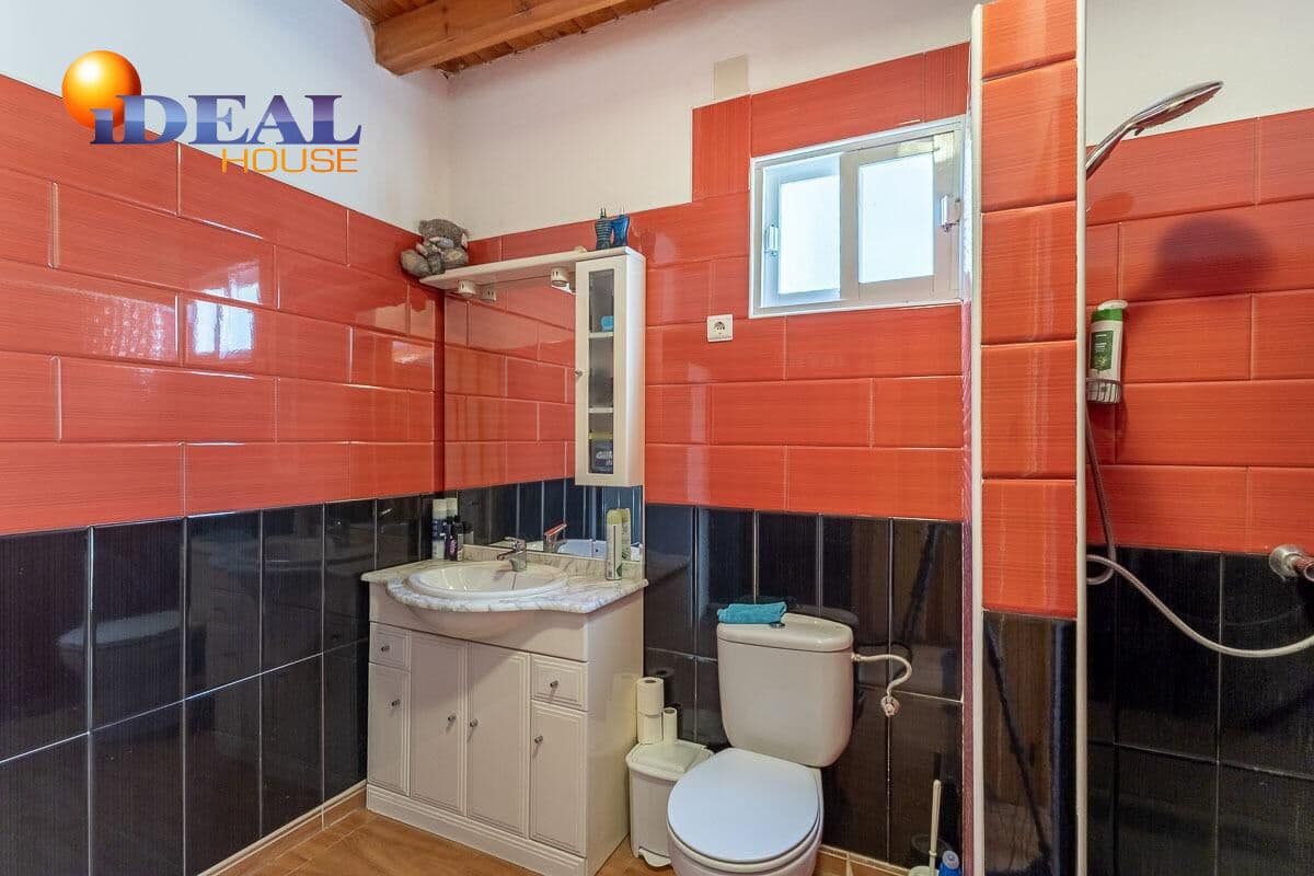 7 bedroom Villa for sale in Montefrio - € 350,000 (Ref: 9434252)