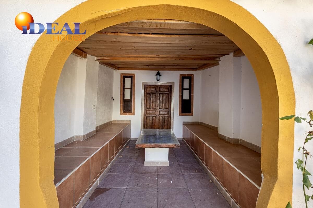 7 bedroom Villa for sale in Montefrio - € 350,000 (Ref: 9434252)