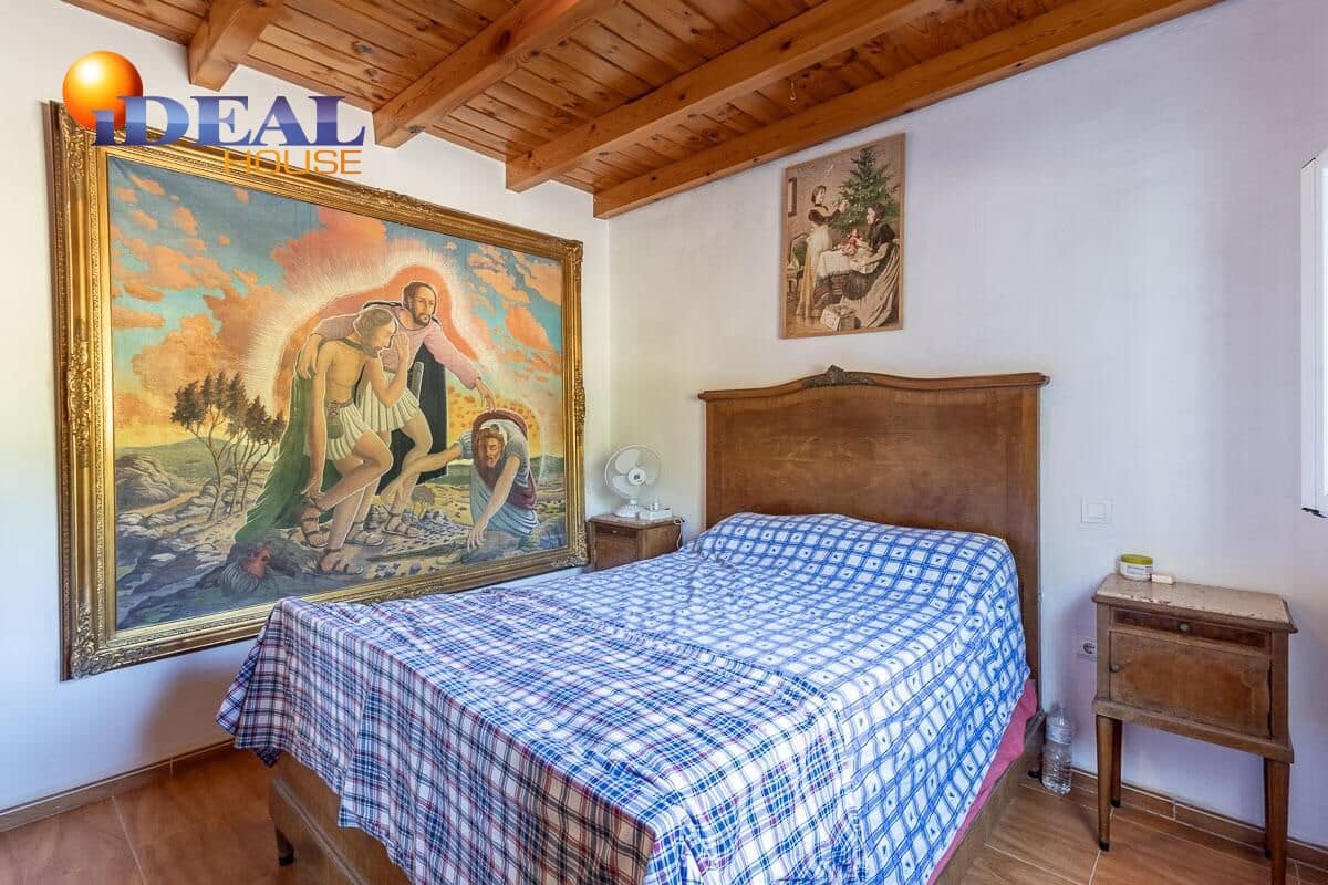 7 bedroom Villa for sale in Montefrio - € 350,000 (Ref: 9434252)