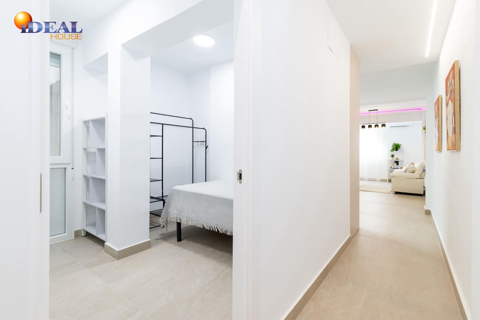 3 bedroom Flat for sale in Granada city - € 259,000 (Ref: 9434253)