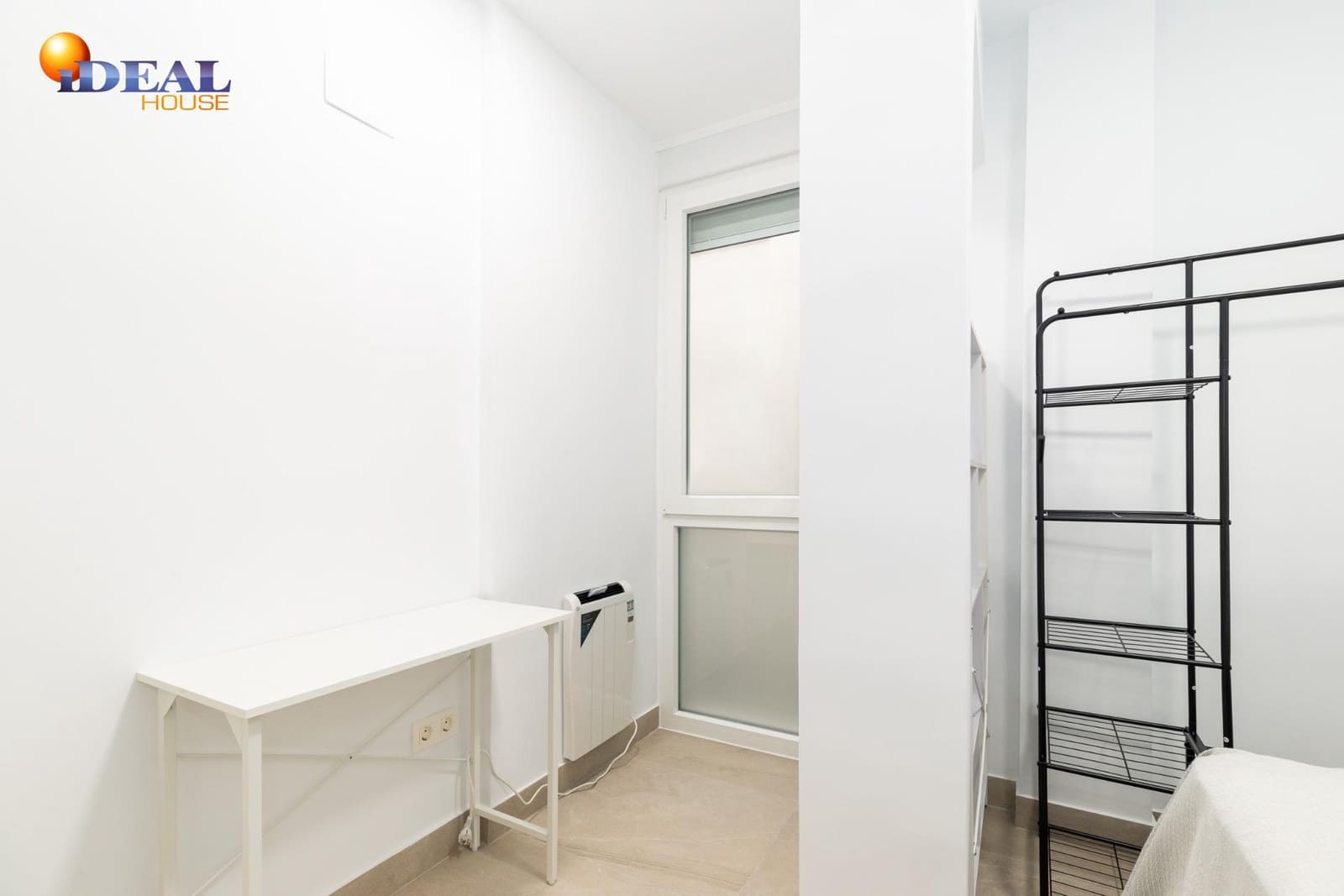 3 bedroom Flat for sale in Granada city - € 259,000 (Ref: 9434253)