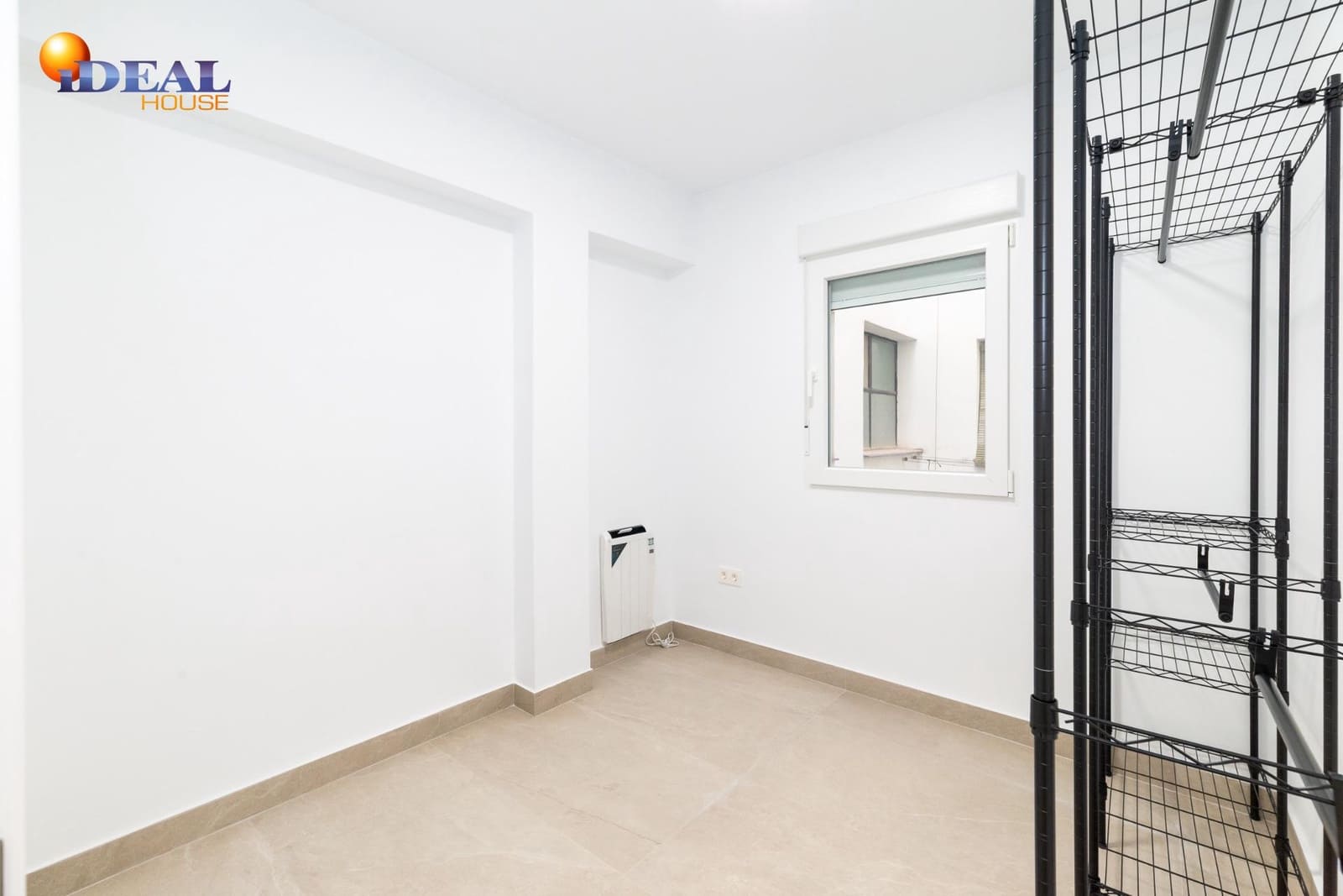 3 bedroom Flat for sale in Granada city - € 259,000 (Ref: 9434253)