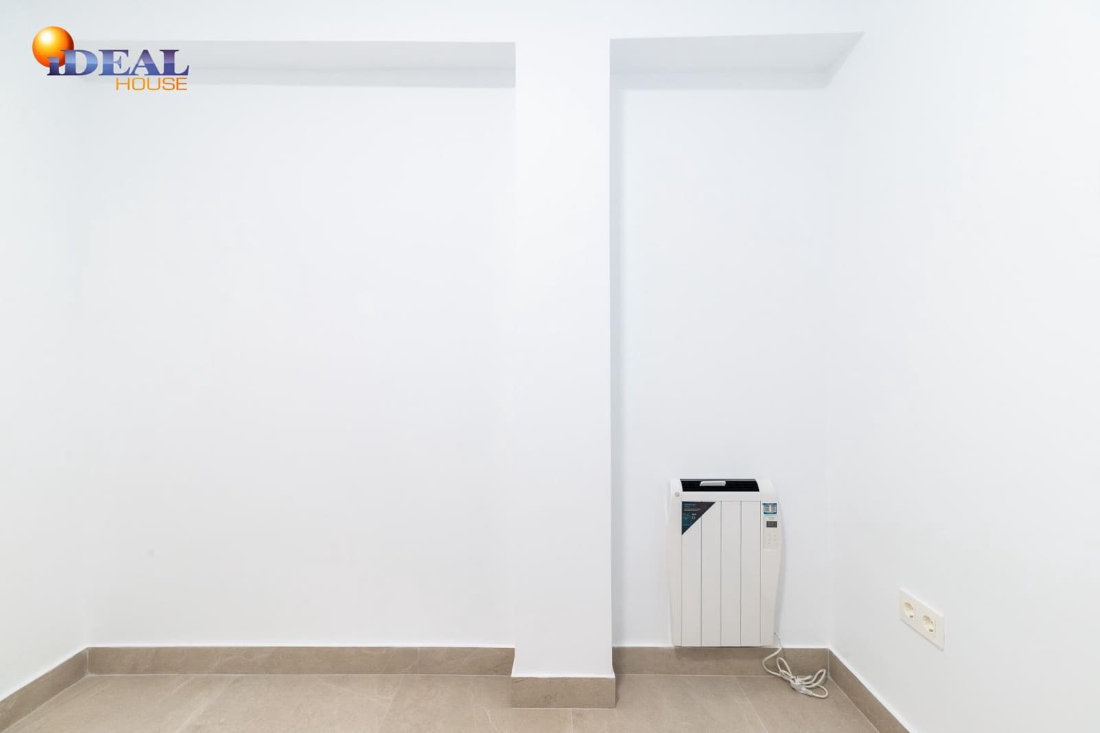 3 bedroom Flat for sale in Granada city - € 259,000 (Ref: 9434253)