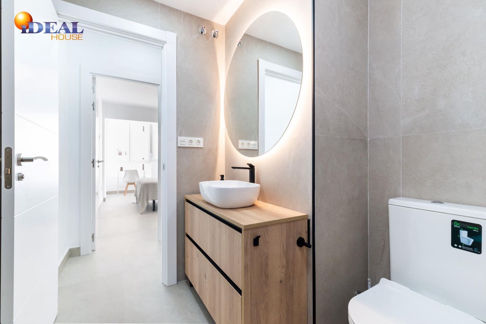 3 bedroom Flat for sale in Granada city - € 259,000 (Ref: 9434253)