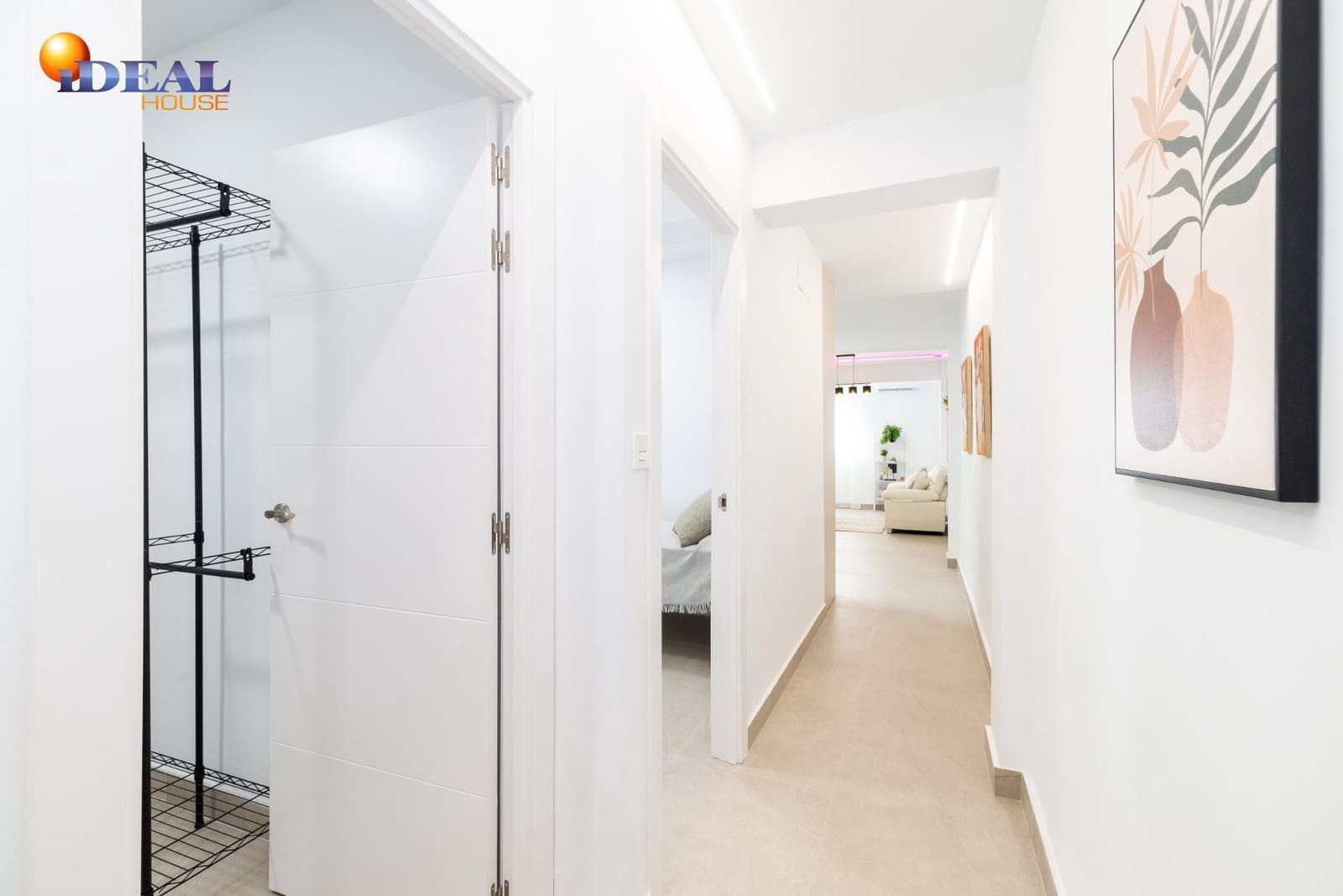 3 bedroom Flat for sale in Granada city - € 259,000 (Ref: 9434253)