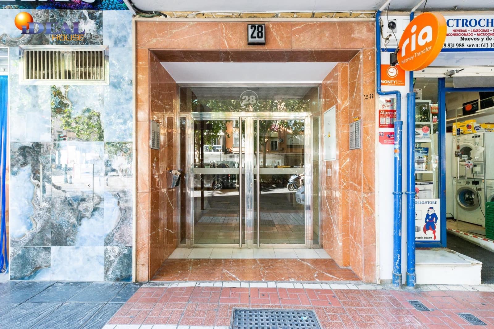 3 bedroom Flat for sale in Granada city - € 259,000 (Ref: 9434253)