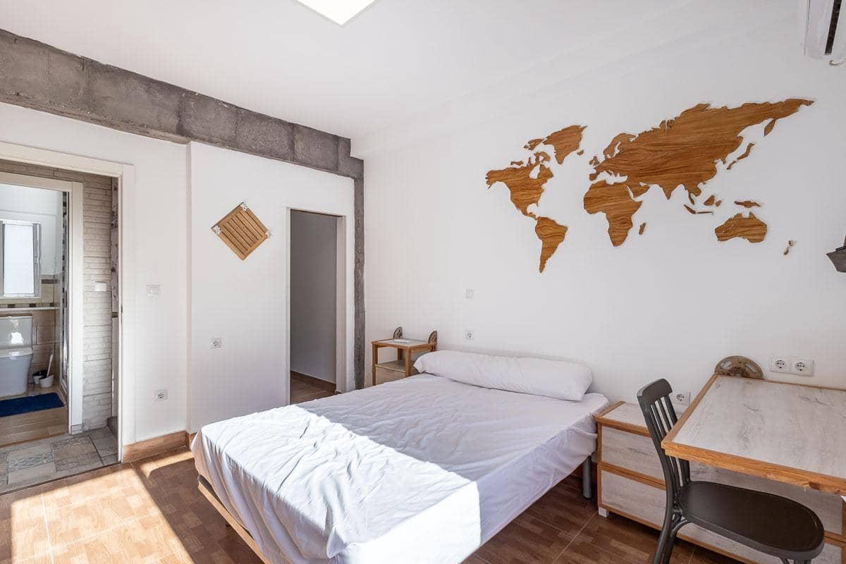 3 bedroom Flat for sale in Granada city - € 220,000 (Ref: 9434254)