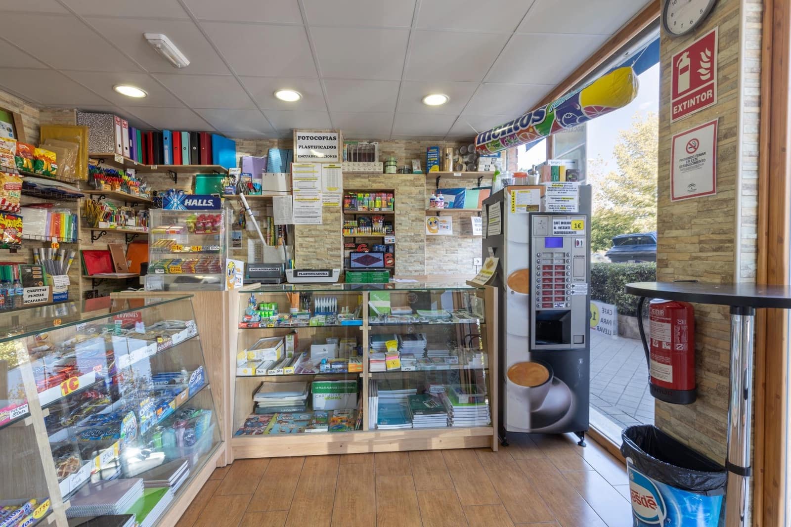 Kommersiell til salgs i Granada by - € 125 000 (Ref: 9434255)