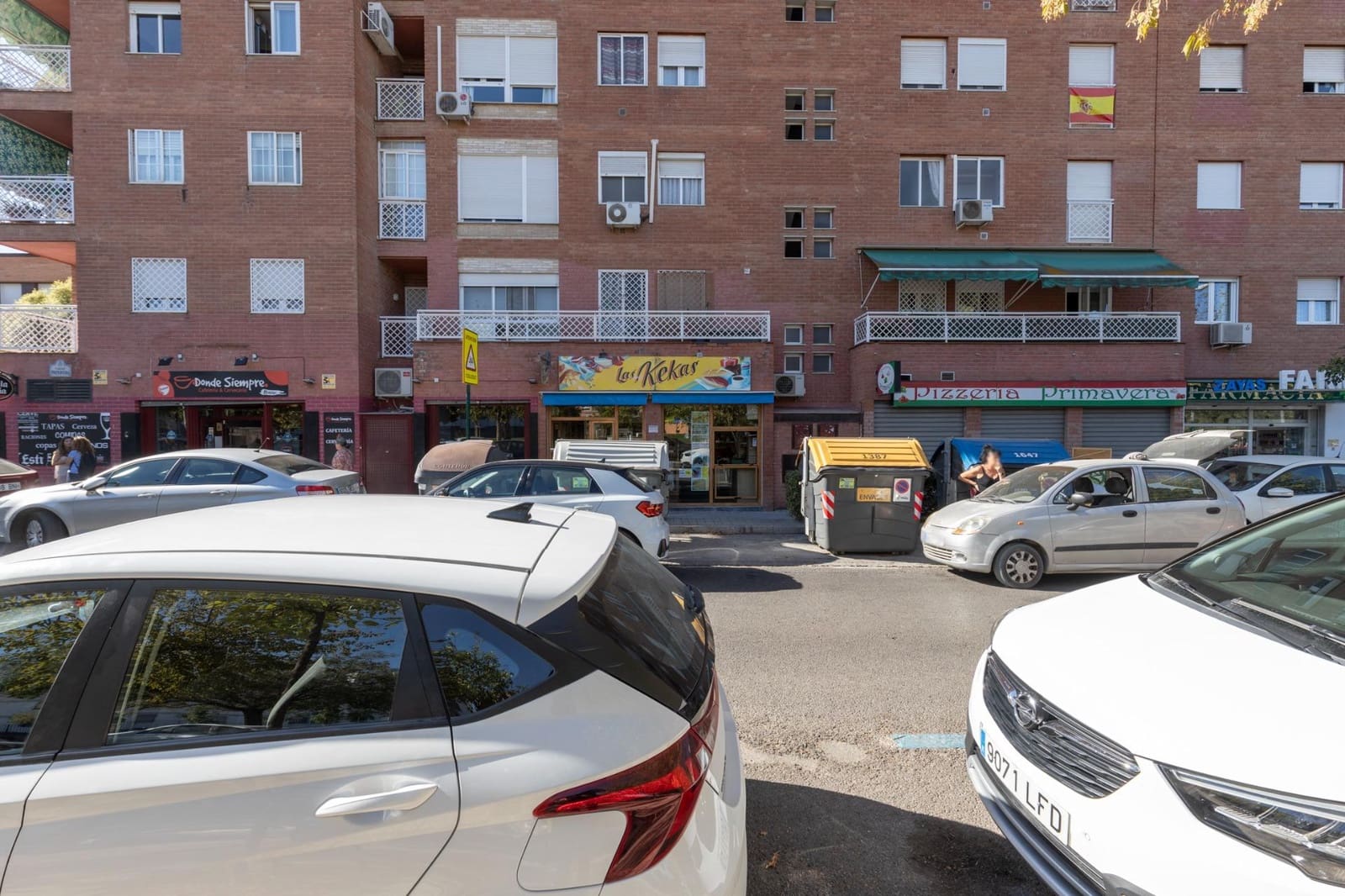 Kommersiell til salgs i Granada by - € 125 000 (Ref: 9434255)