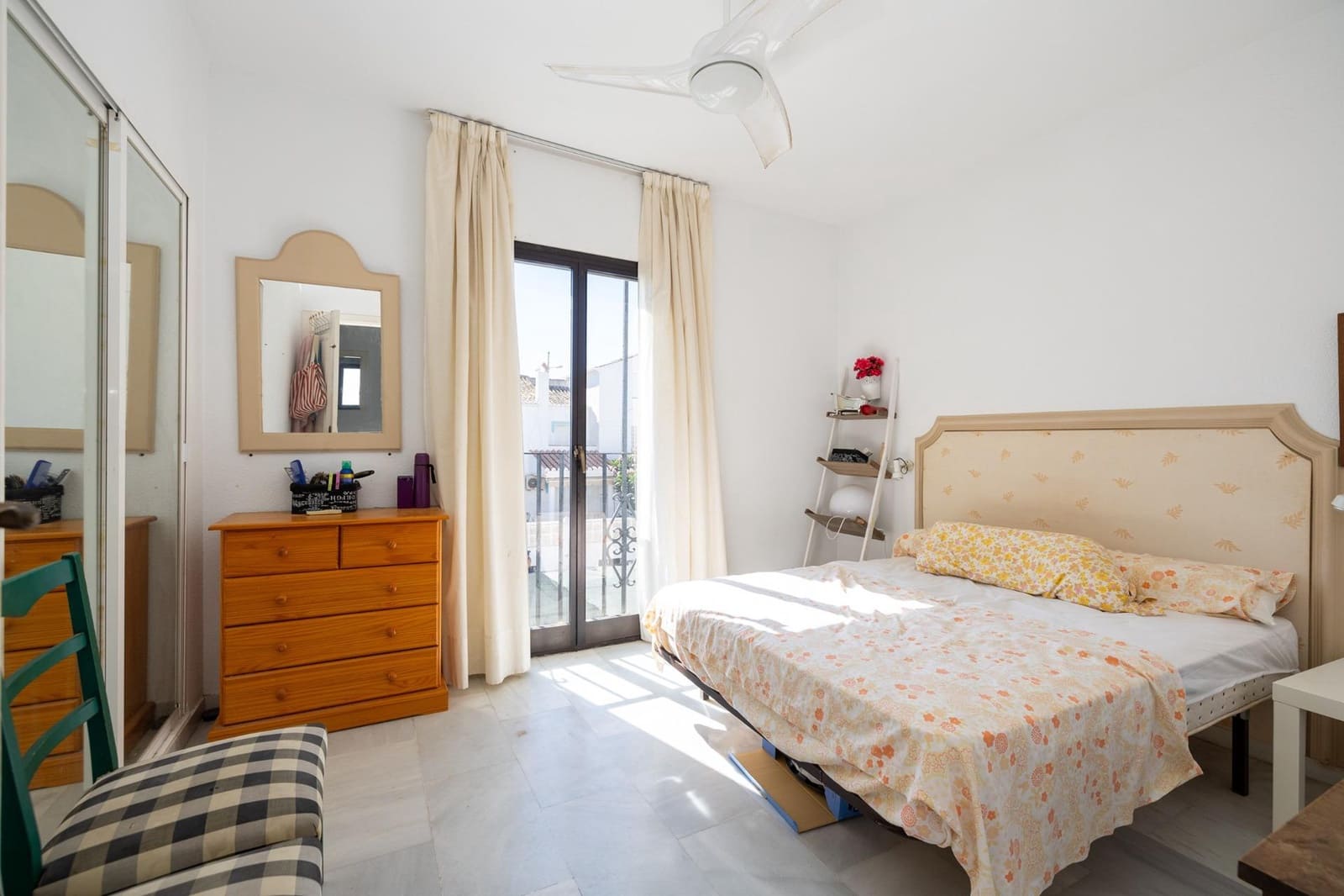 Pareado de 8 habitaciones en Calahonda en venta - 480.000 € (Ref: 9434256)