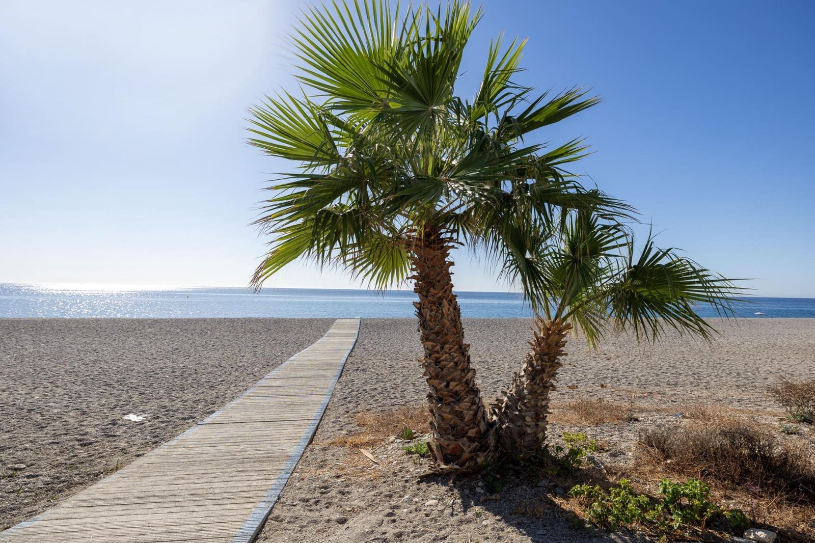 Pareado de 8 habitaciones en Calahonda en venta - 480.000 € (Ref: 9434256)