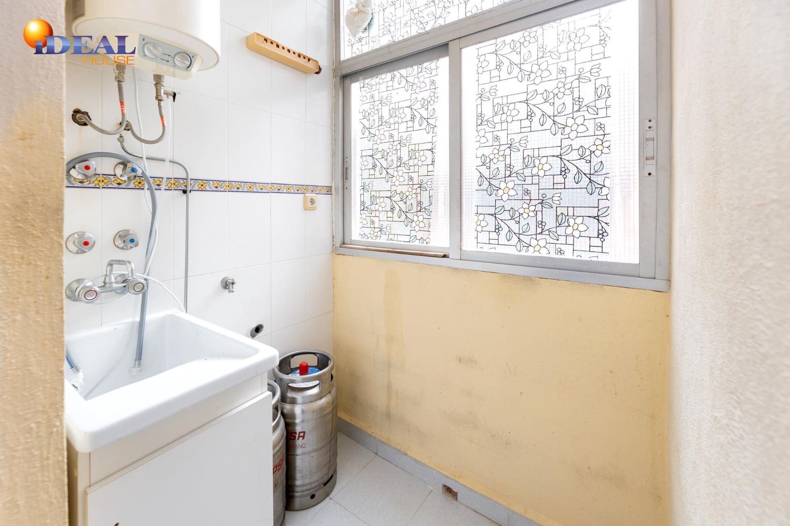 2 bedroom Flat for sale in Cenes de la Vega with garage - € 117,000 (Ref: 9434257)