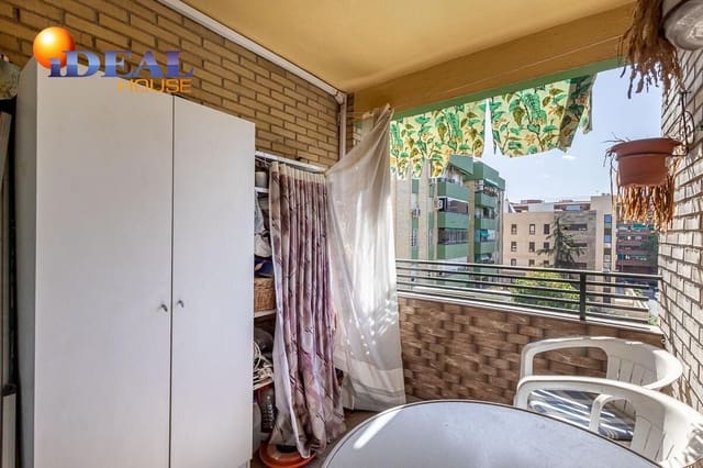 4 makuuhuone Asunto myytävänä paikassa Pajaritos - Plaza de Toros, Granada kaupunki - 295 000 € (Ref: 9434258)