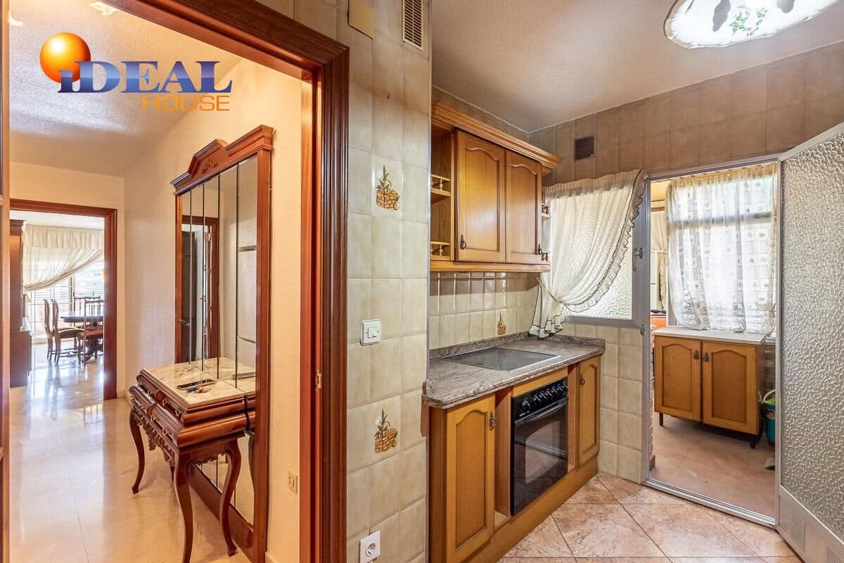 4 makuuhuone Asunto myytävänä paikassa Granada kaupunki - 295 000 € (Ref: 9434258)