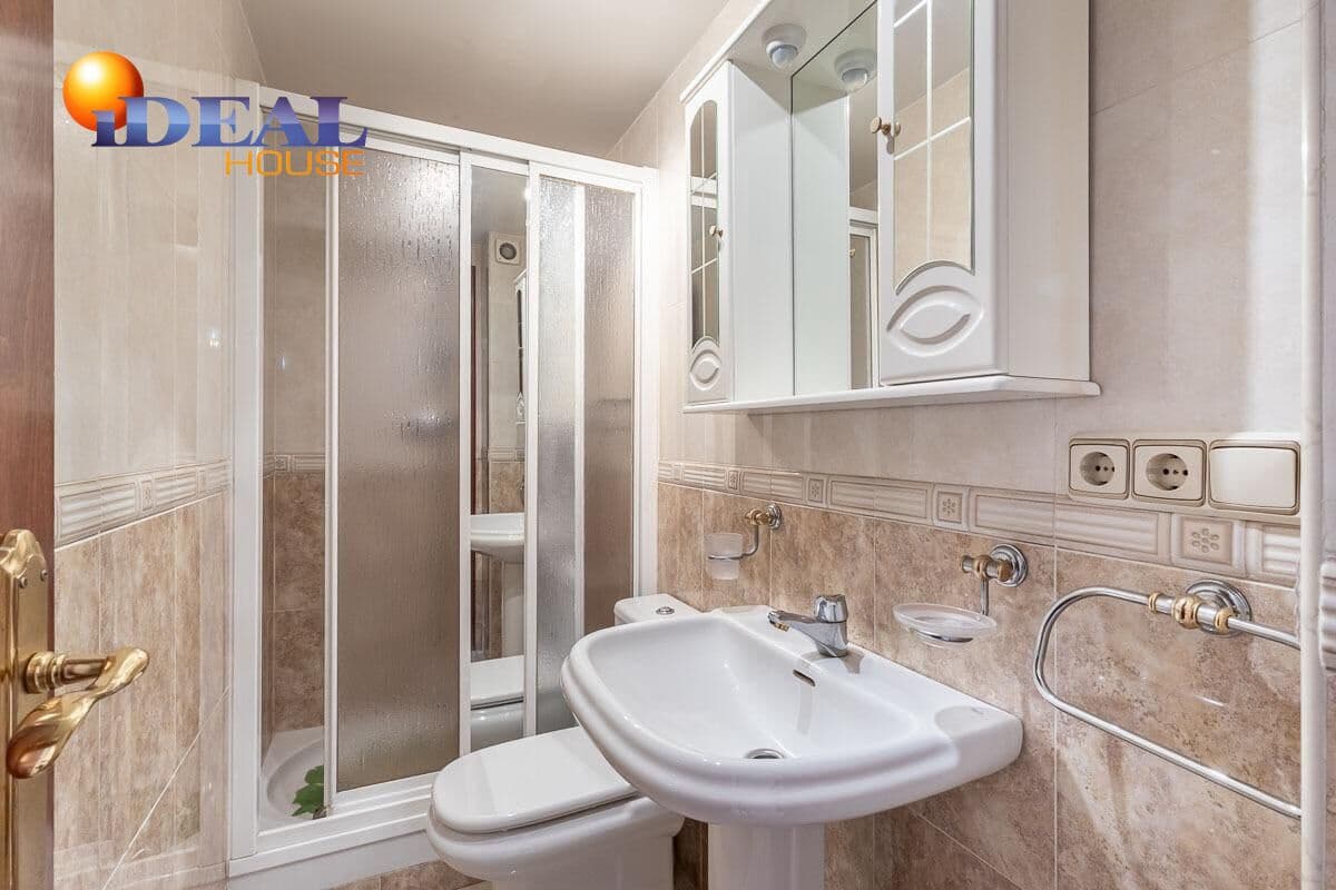 4 makuuhuone Asunto myytävänä paikassa Granada kaupunki - 295 000 € (Ref: 9434258)