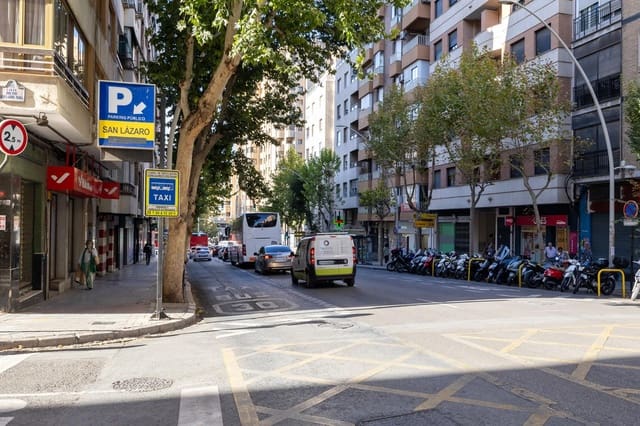 Comercial para venda em Granada cidade - 420 000 € (Ref: 9434264)